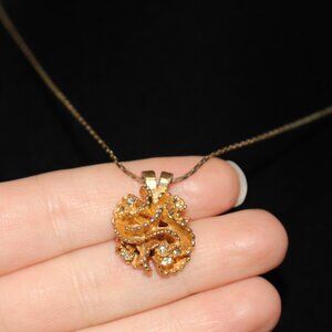 🌸 Vintage Gold Necklace with Floral CZ Pendant – 18" Chain, .75" Pendant  🌟